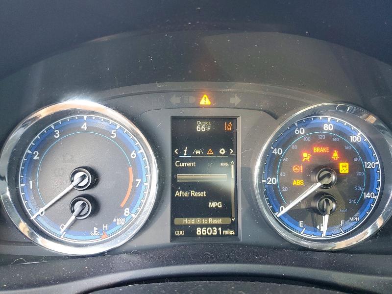 Zdjęcie 9 z aukcji – 2017 TOYOTA COROLLA z VIN 5YFBURHE9HP702806