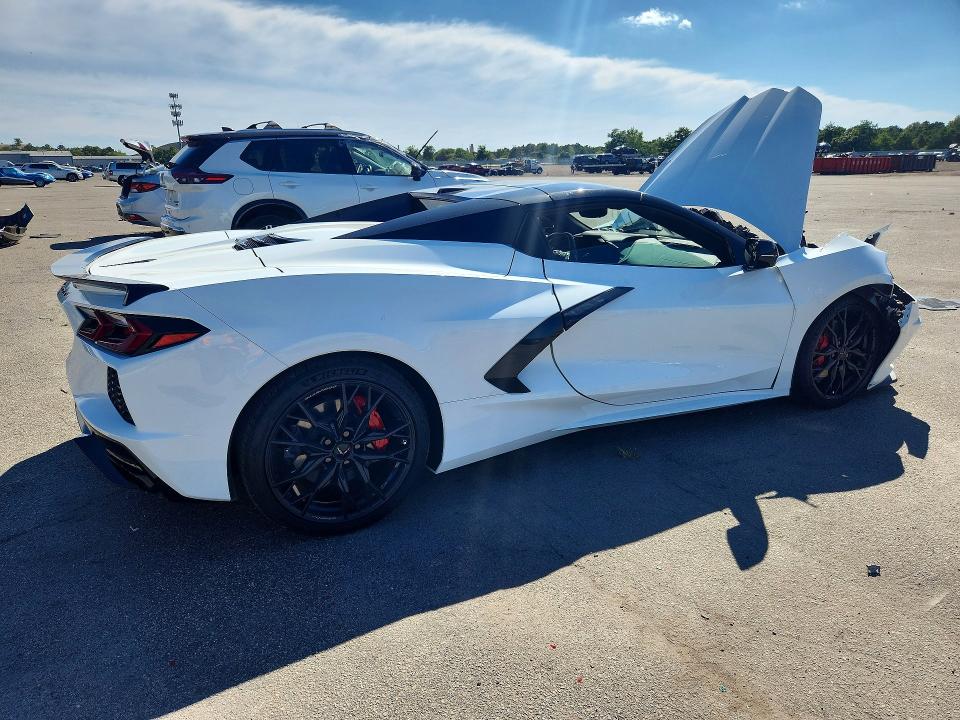 Photo 3 from auction – 2025 CHEVROLET CORVETTE with VIN 1G1YA3D41S5106423
