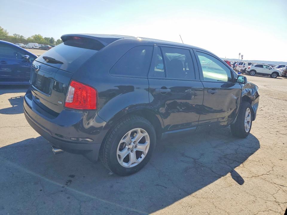 Снимка 3 от търг – 2014 FORD EDGE с VIN 2FMDK4GC1EBA14090