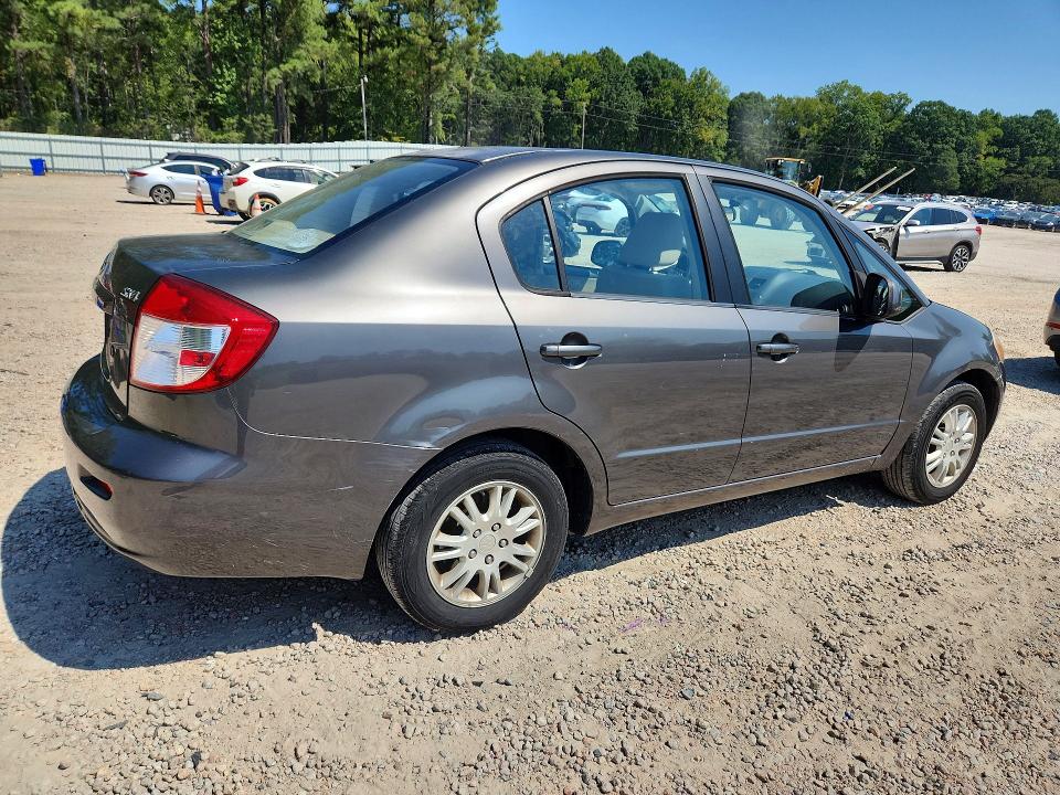 Photo 3 from auction – 2012 SUZUKI SX4 with VIN JS2YC5A32C6300677