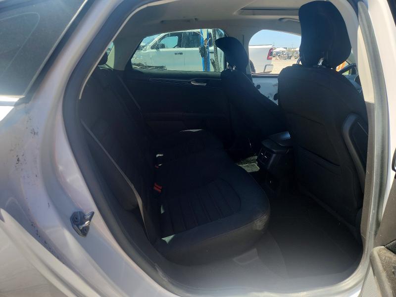 Photo 10 from auction – 2015 FORD FUSION with VIN 3FA6P0HDXFR118729