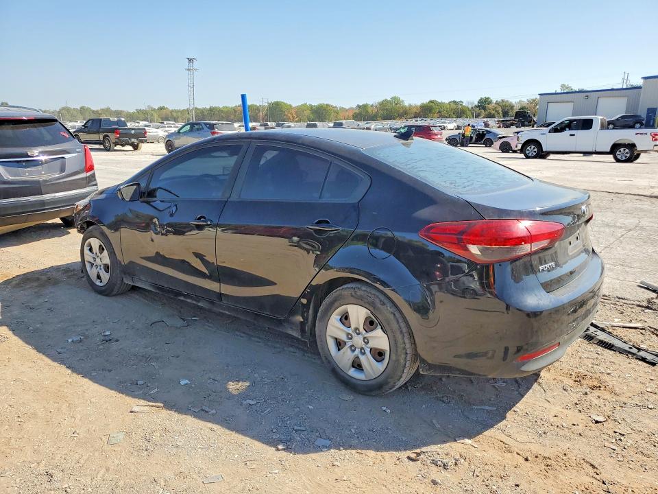 Photo 2 from auction – 2018 KIA FORTE with VIN 3KPFK4A75JE228334