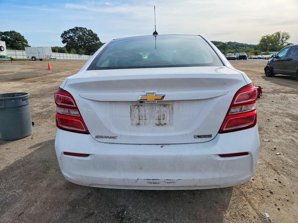صورة رقم 6 من المزاد - 2020 CHEVROLET SONIC مع VIN 1G1JF5SB4L4112692
