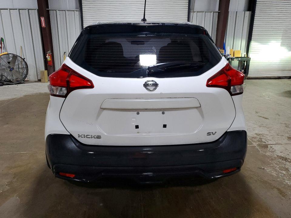 Снимка 6 от търг – 2019 NISSAN KICKS с VIN 3N1CP5CU0KL523578