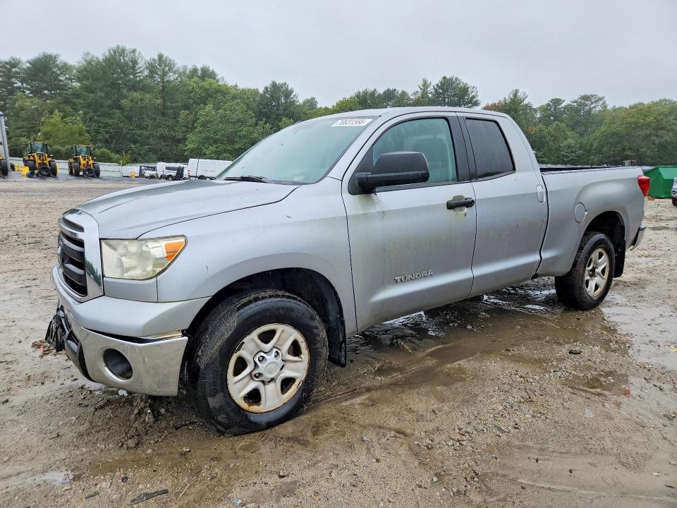 Photo 1 from auction – 2011 TOYOTA TUNDRA with VIN 5TFUM5F13BX025472