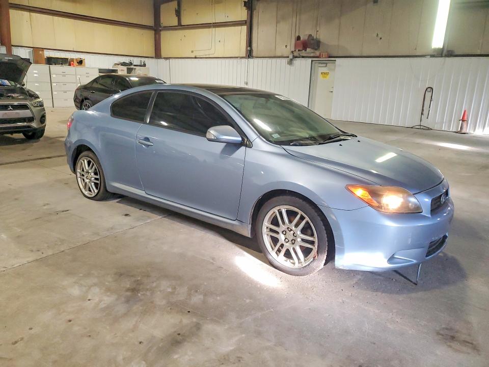 Снимка 4 от търг – 2008 SCION TC с VIN JTKDE167680261263