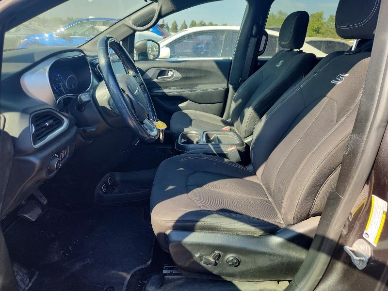 Photo 7 from auction – 2018 CHRYSLER PACIFICA with VIN 2C4RC1FG1JR357915