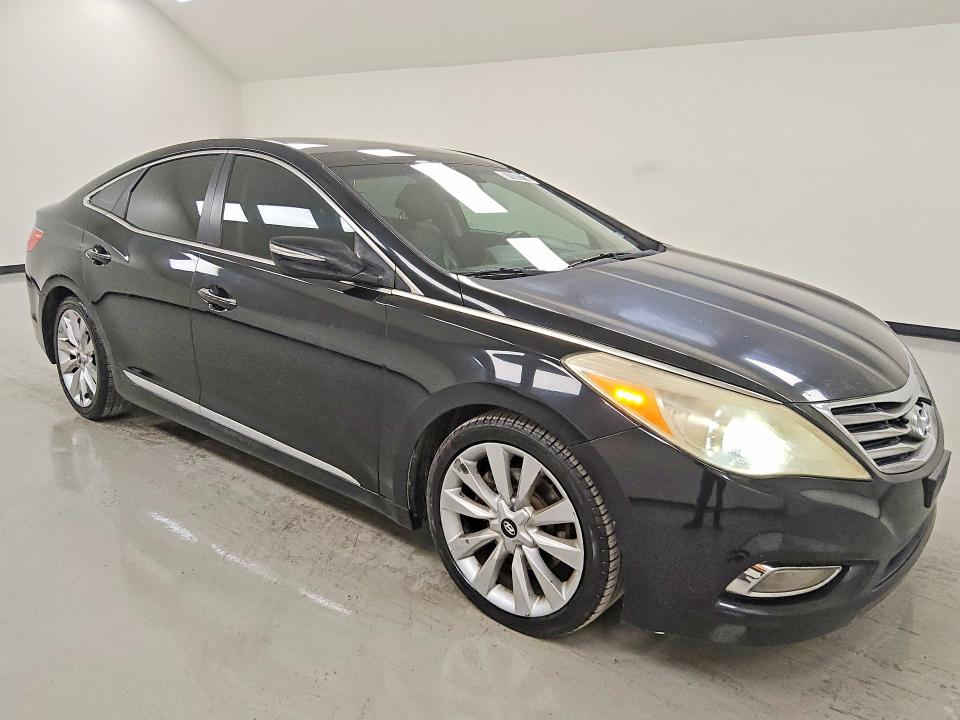 Photo 4 from auction – 2012 HYUNDAI AZERA with VIN KMHFH4JG8CA177492