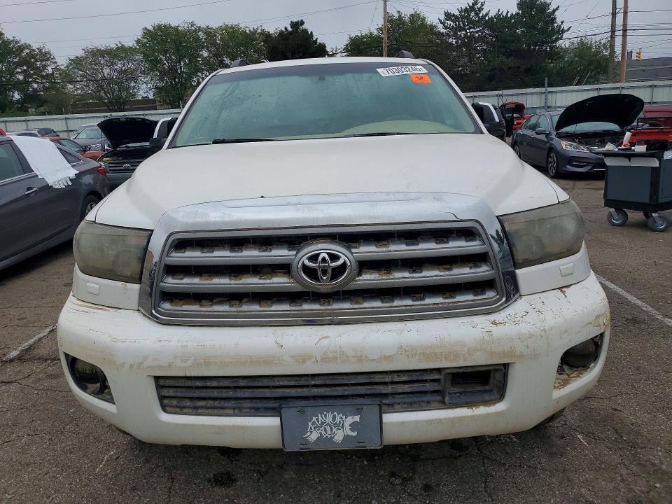 Снимка 5 от търг – 2010 TOYOTA SEQUOIA с VIN 5TDDW5G10AS025491