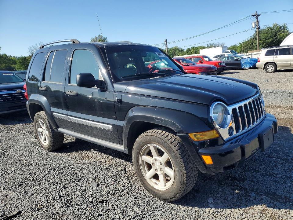 Zdjęcie 4 z aukcji – 2006 JEEP LIBERTY z VIN 1J4GL58K16W101007