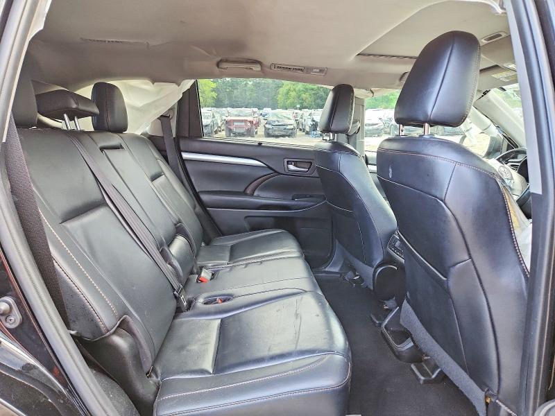 Photo 11 from auction – 2019 TOYOTA HIGHLANDER with VIN 5TDJZRFH7KS922566