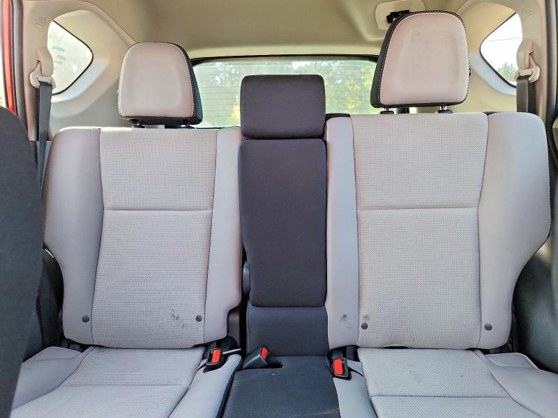 Снимка 10 от търг – 2016 TOYOTA RAV4 с VIN 2T3RFREV9GW463291