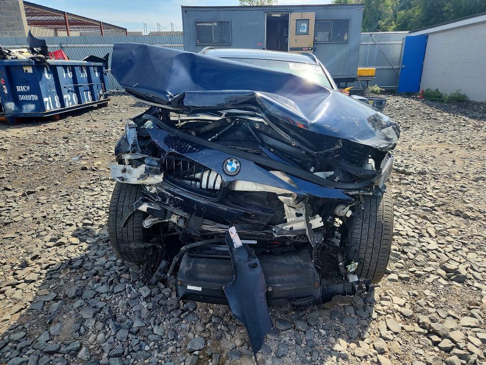 Снимка 5 от търг – 2016 BMW 328 с VIN WBA8G5C50GK442789