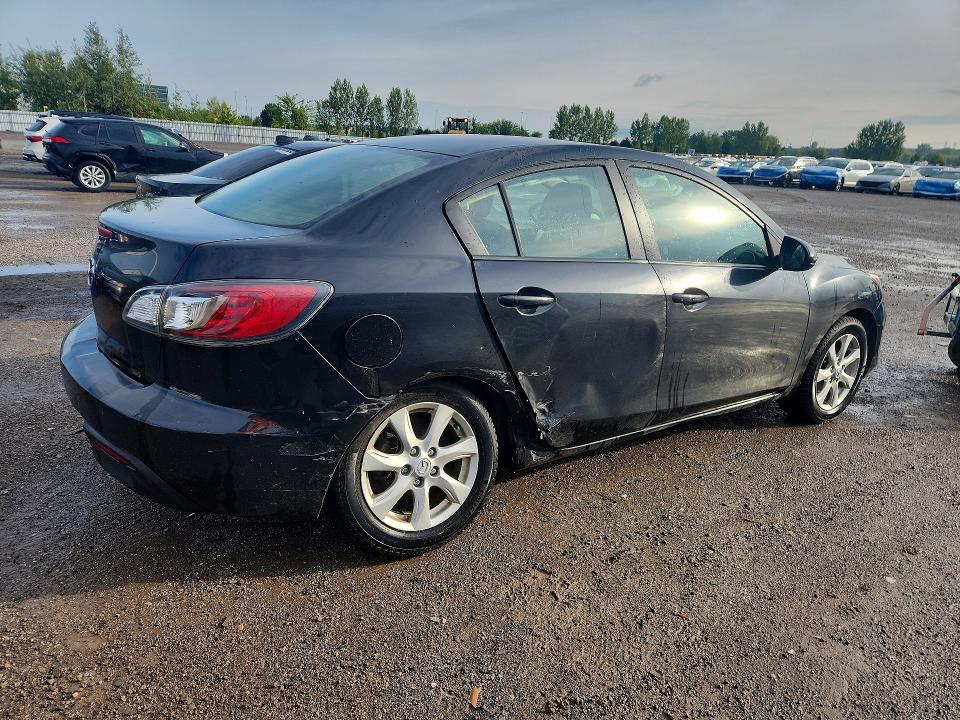Photo 3 from auction – 2011 MAZDA 3 with VIN JM1BL1UF4B1399352
