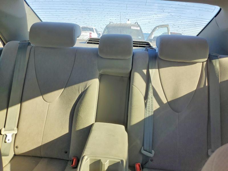 Photo 10 from auction – 2010 TOYOTA CAMRY with VIN 4T1BB3EK4AU118654