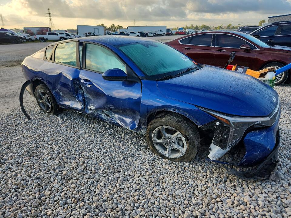 Photo 4 from auction – 2025 KIA K4 with VIN 3KPFT4DE3SE071900