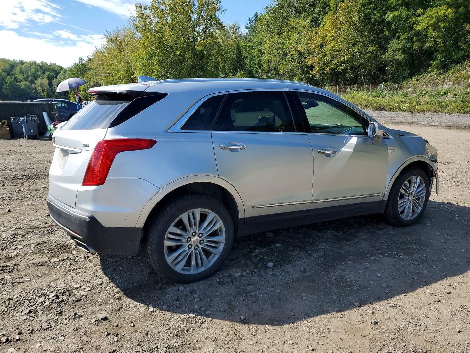 Photo 3 from auction – 2019 CADILLAC XT5 with VIN 1GYKNFRS2KZ131537