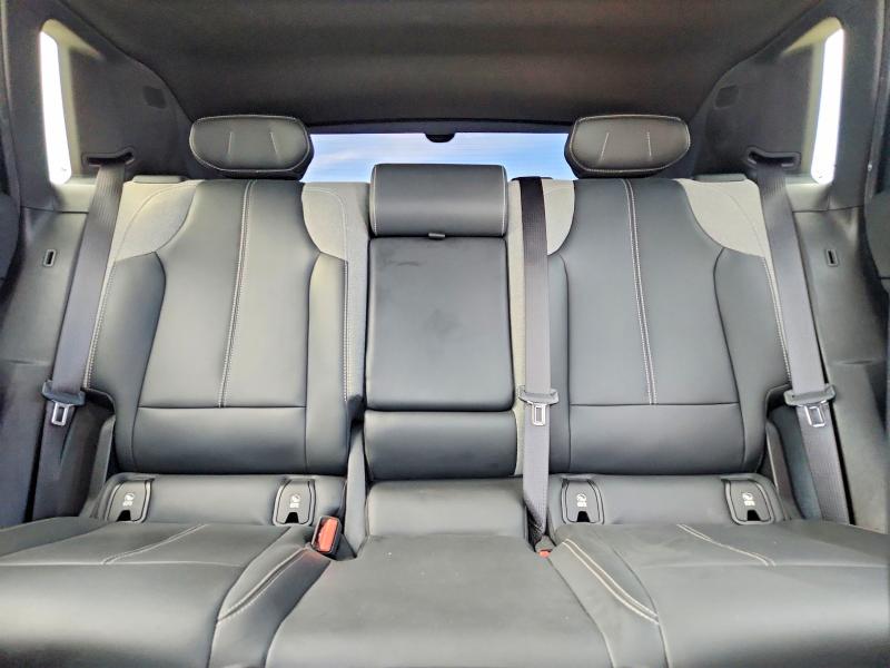 Photo 10 from auction – 2024 CADILLAC LYRIQ with VIN 1GYKPMRK4RZ123464