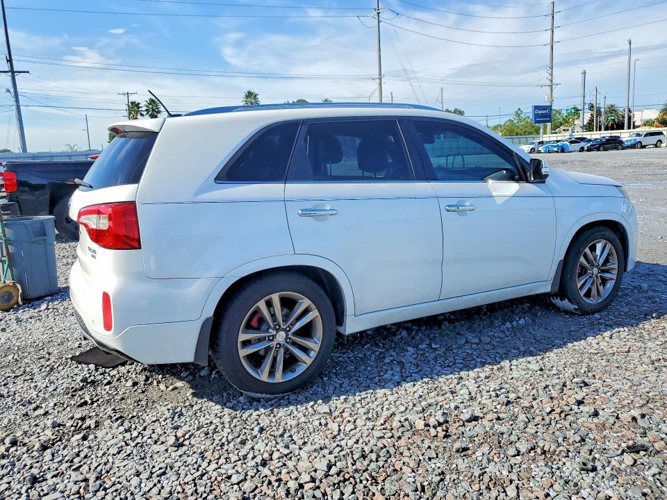 Фото 3 с аукциона – 2014 KIA SORENTO с VIN 5XYKW4A74EG449998