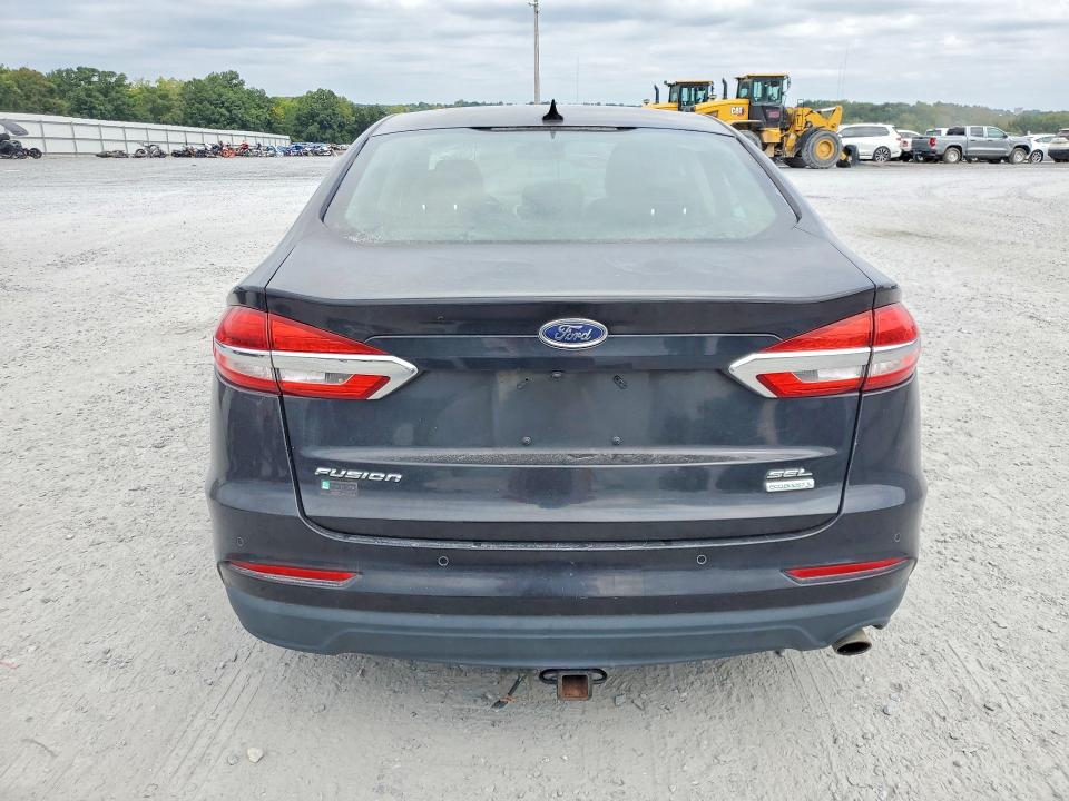 Photo 6 from auction – 2019 FORD FUSION with VIN 3FA6P0CDXKR150548