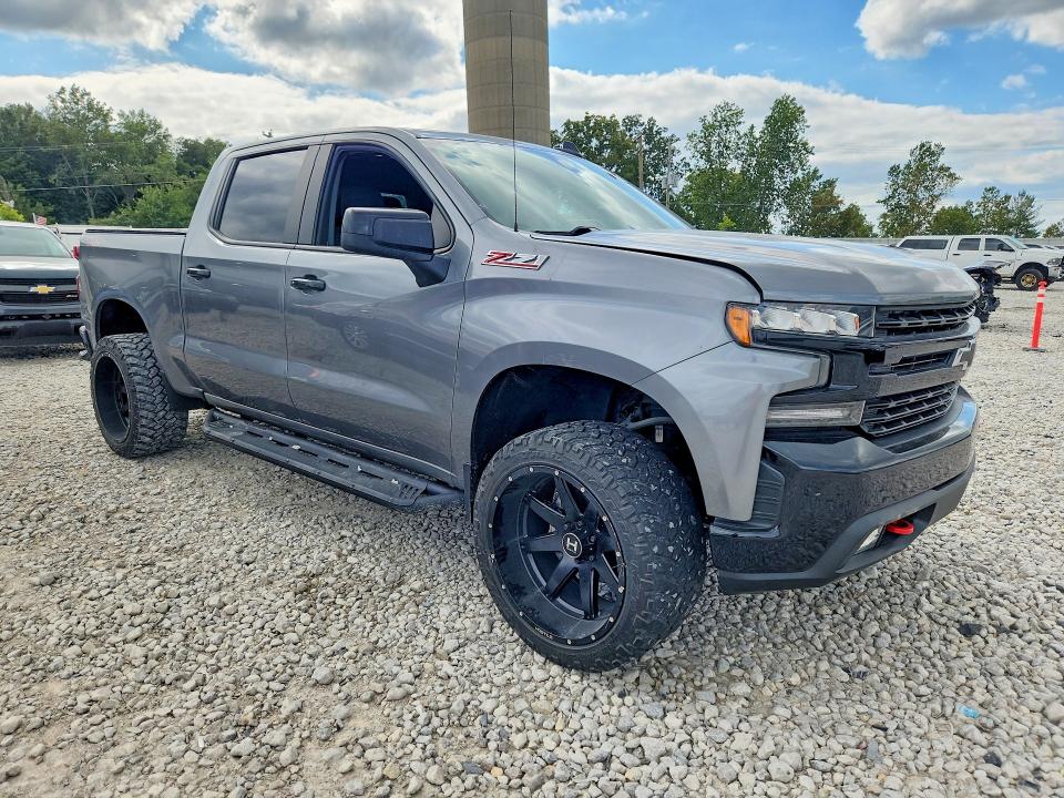 Снимка 4 от търг – 2021 CHEVROLET SILVERADO с VIN 1GCPYFED5MZ292025