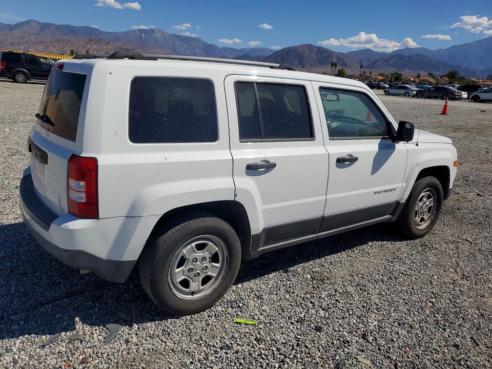 Photo 3 from auction – 2015 JEEP PATRIOT with VIN 1C4NJPBB3FD250893