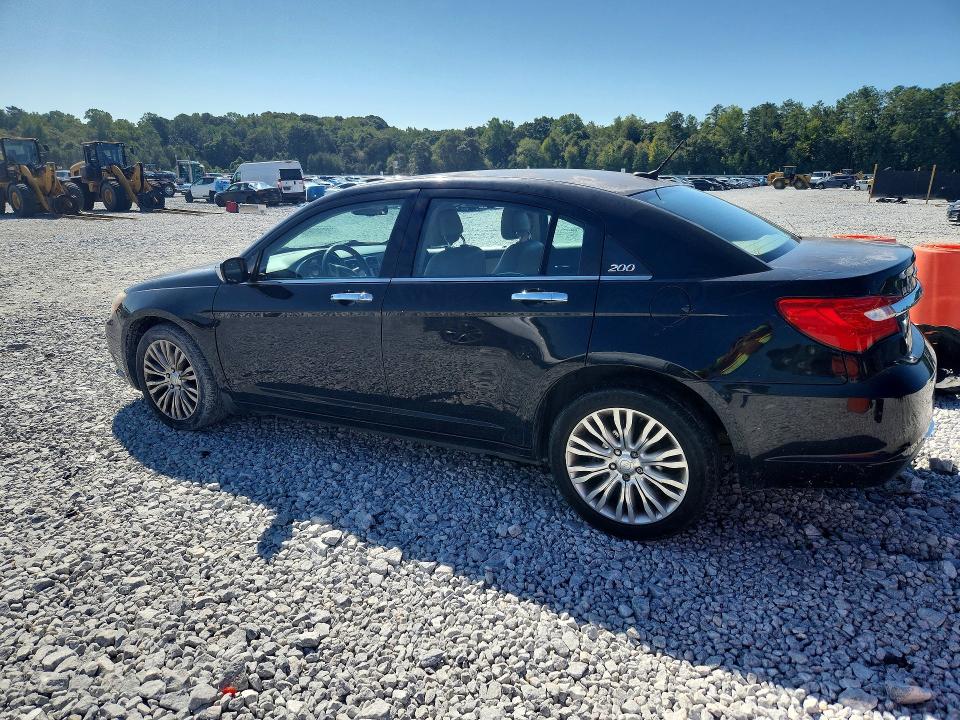 Снимка 2 от търг – 2012 CHRYSLER 200 с VIN 1C3CCBCB6CN108373