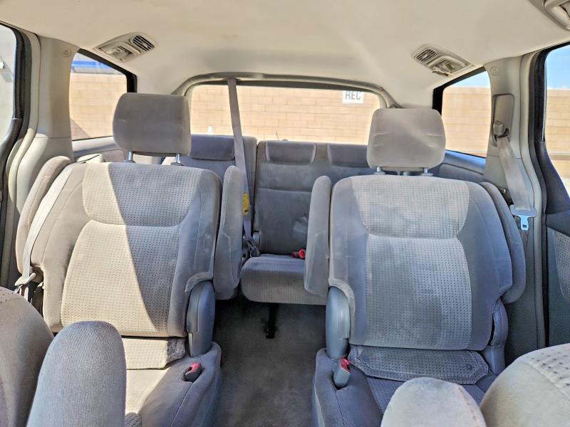 Photo 10 from auction – 2006 TOYOTA SIENNA with VIN 5TDZA23C16S556135
