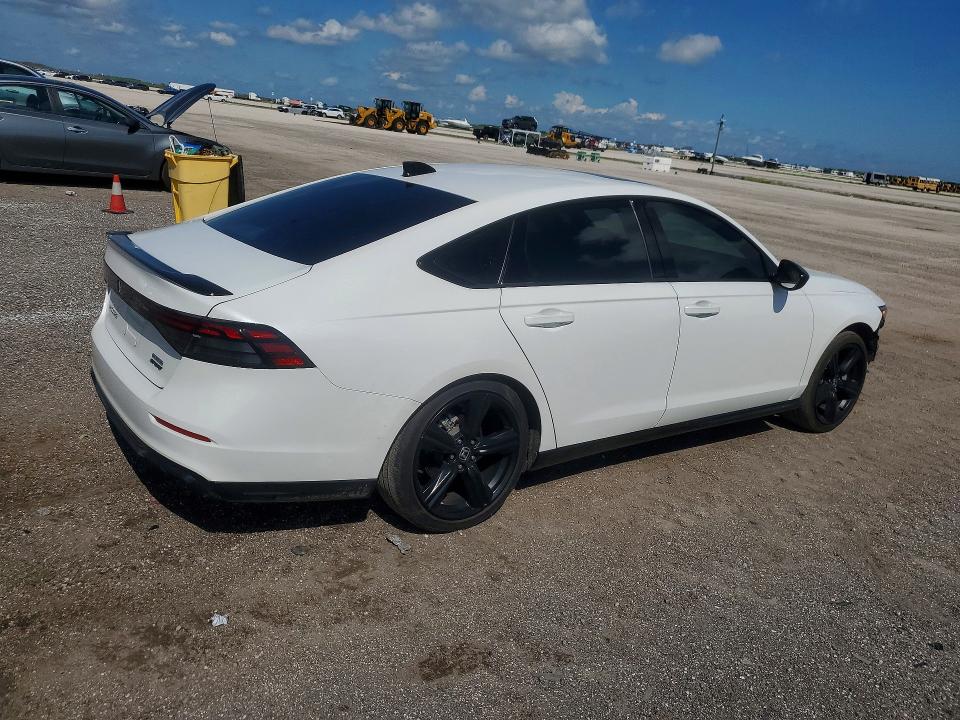 Photo 3 from auction – 2024 HONDA ACCORD with VIN 1HGCY2F73RA096348