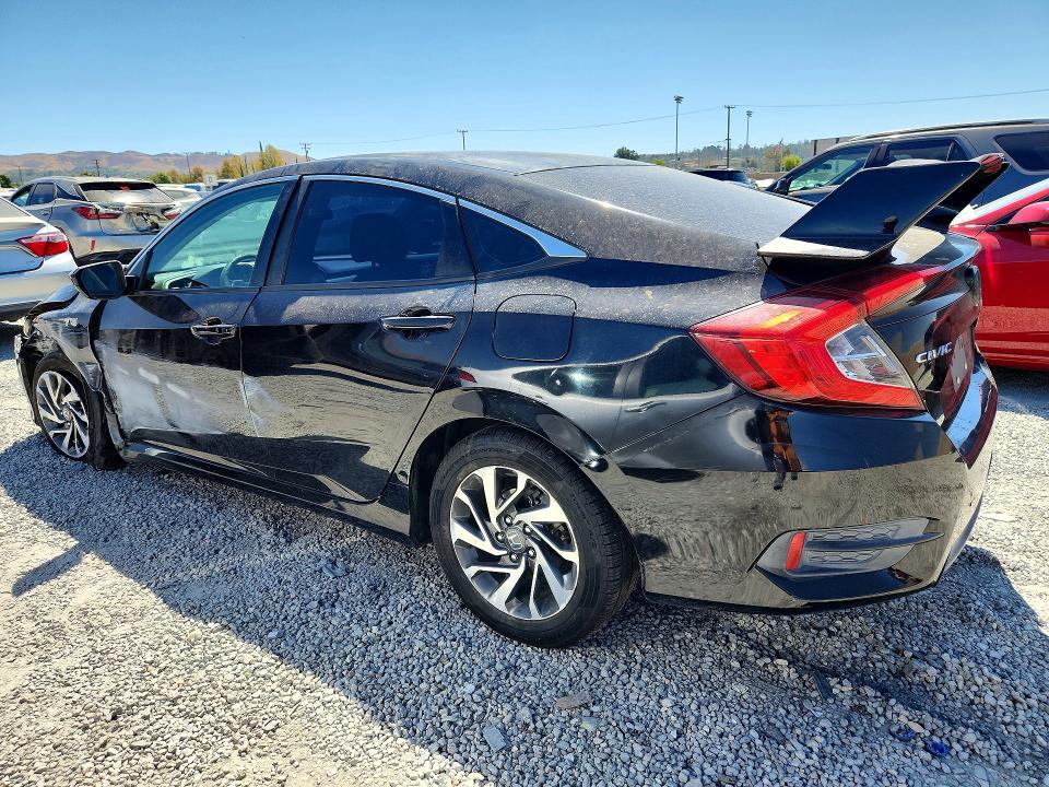 Photo 2 from auction – 2016 HONDA CIVIC with VIN 2HGFC2F70GH549724
