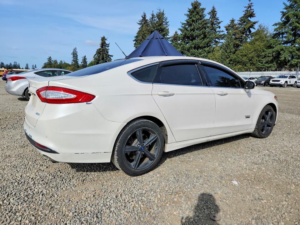 Photo 3 from auction – 2016 FORD FUSION with VIN 3FA6P0PU9GR357143
