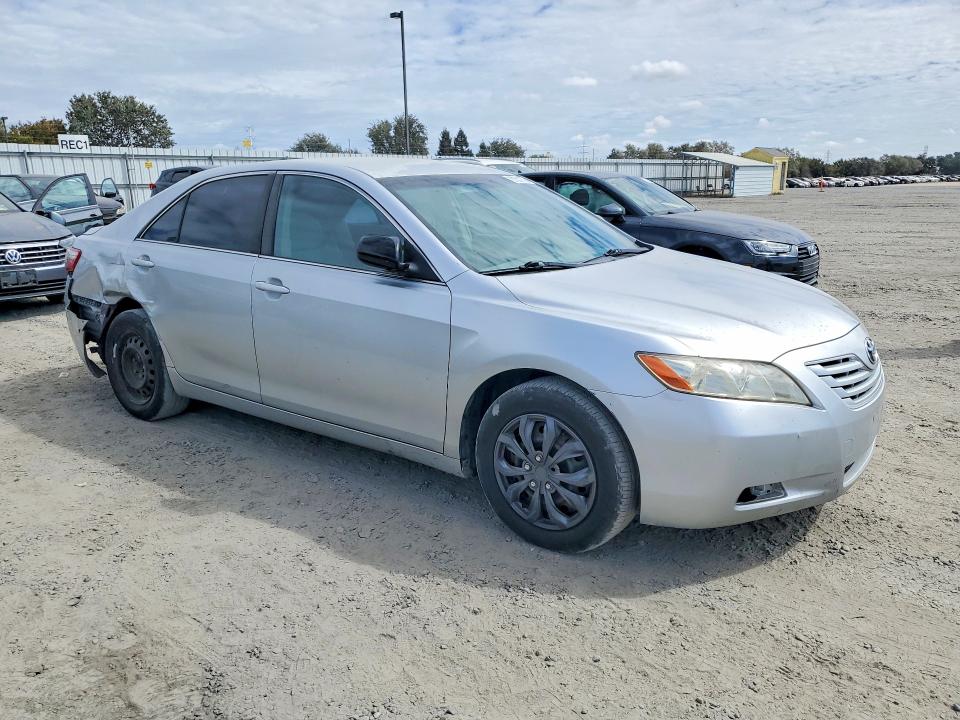 Photo 4 from auction – 2007 TOYOTA CAMRY with VIN JTNBE46K973036140