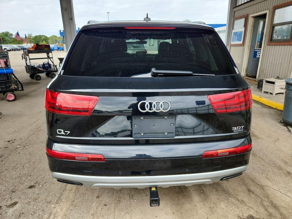 Zdjęcie 6 z aukcji – 2018 AUDI Q7 z VIN WA1LAAF70JD024646