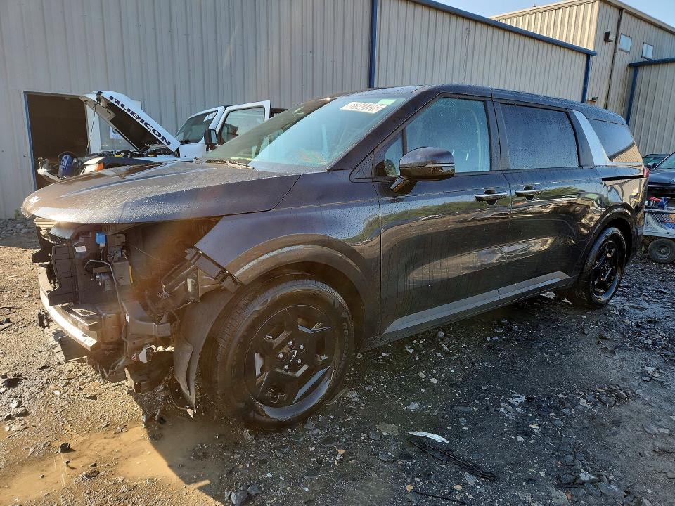 KIA CARNIVAL 2026 with VIN KNDNB5K30T6582445 - Photo from auction
