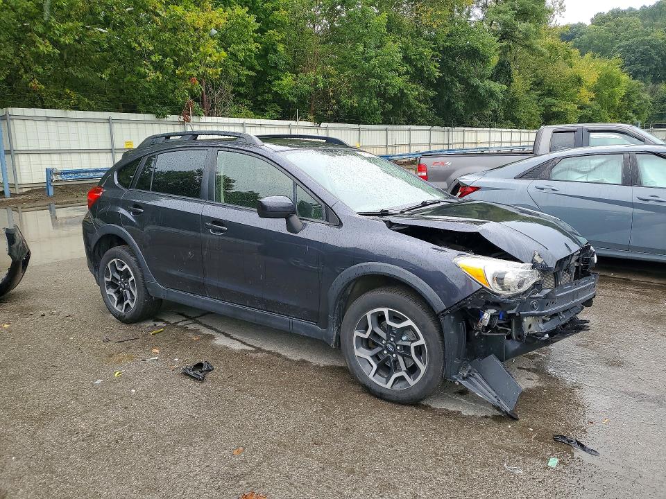 Photo 4 from auction – 2017 SUBARU CROSSTREK with VIN JF2GPABC4HH234907