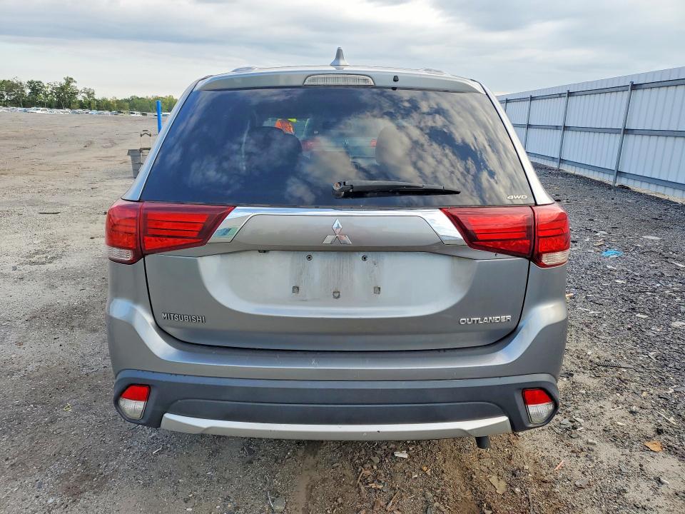 Photo 6 from auction – 2017 MITSUBISHI OUTLANDER with VIN JA4AZ2A30HZ036772