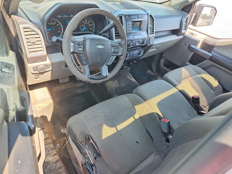 Снимка 8 от търг – 2015 FORD F150 с VIN 1FTMF1E85FKD00330