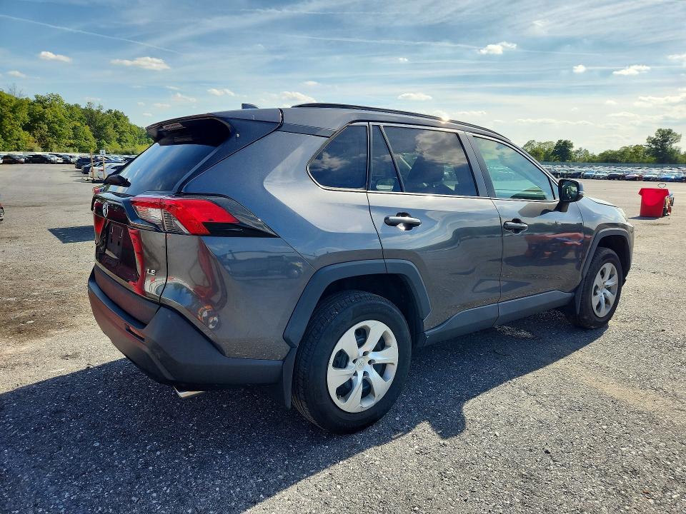 Photo 3 from auction – 2021 TOYOTA RAV4 with VIN 2T3K1RFV0MC118615