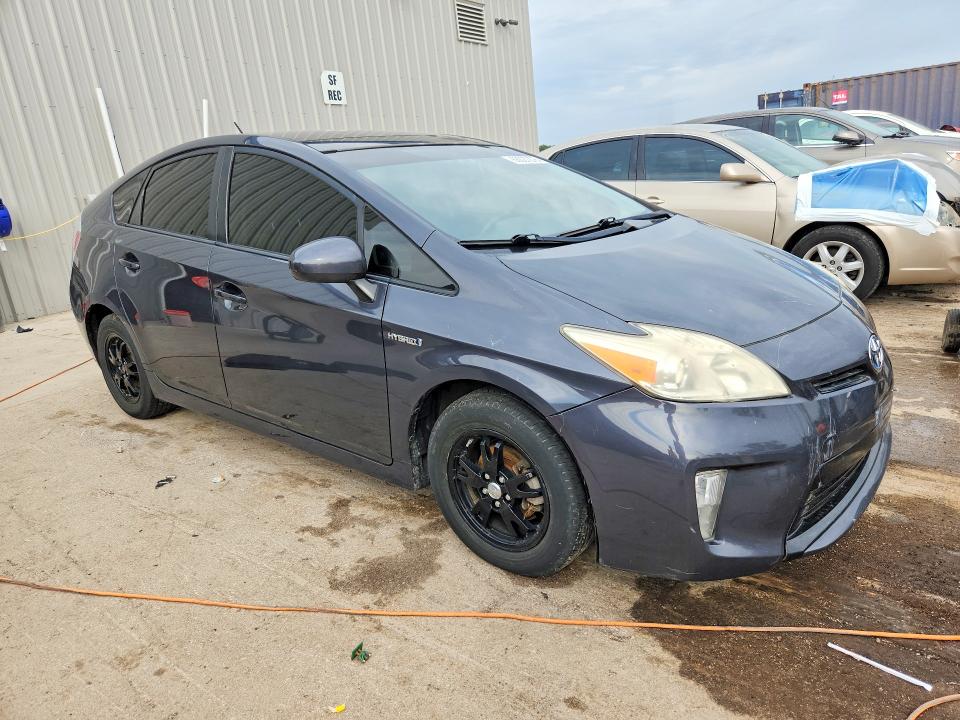 Photo 4 from auction – 2013 TOYOTA PRIUS with VIN JTDKN3DU9D5646025