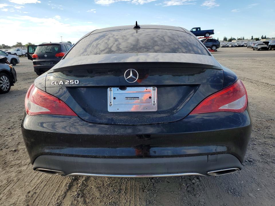 Photo 6 from auction – 2018 MERCEDES-BENZ CLA with VIN WDDSJ4EB0JN681102