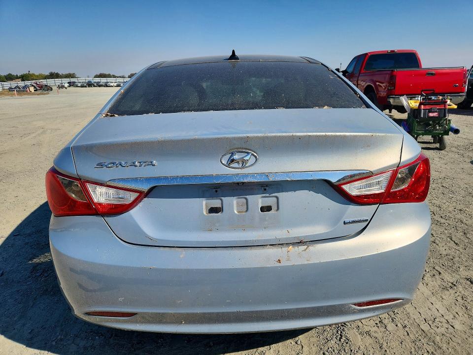 Photo 6 from auction – 2012 HYUNDAI SONATA with VIN 5NPEC4ACXCH361398