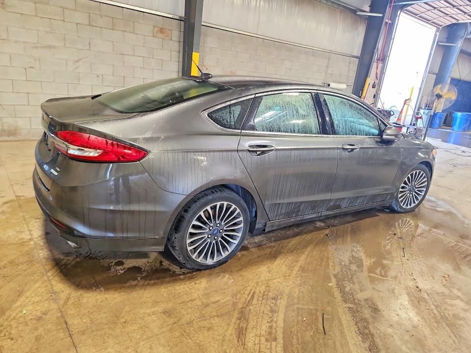 Photo 3 from auction – 2017 FORD FUSION with VIN 3FA6P0HD1HR366127