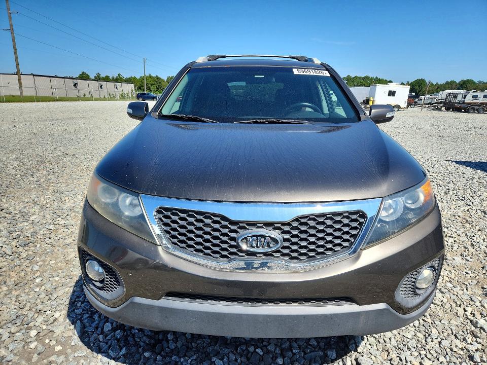 Photo 5 from auction – 2013 KIA SORENTO with VIN 5XYKU3A66DG343994