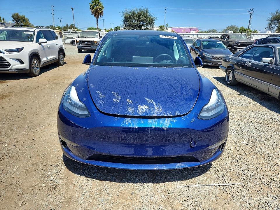 Photo 5 from auction – 2020 TESLA MODEL Y with VIN 5YJYGDEE6LF054080