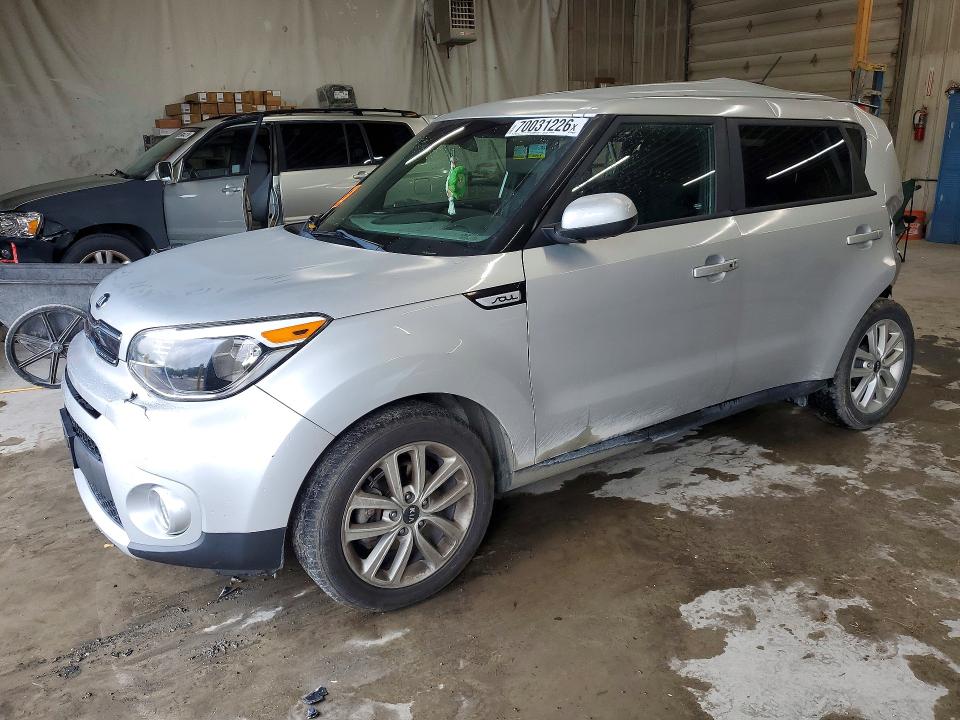 KIA SOUL 2017 with VIN KNDJP3A55H7414017 - Photo from auction