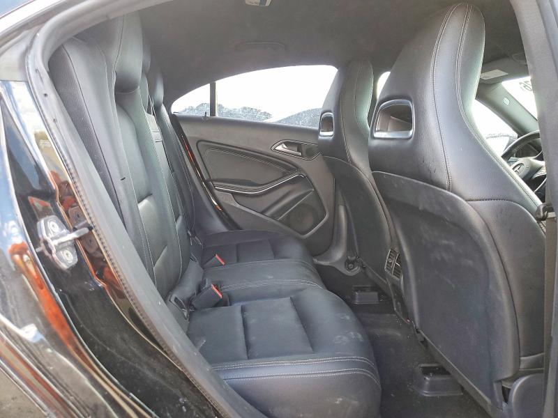 Photo 10 from auction – 2018 MERCEDES-BENZ CLA with VIN WDDSJ4EB0JN681102