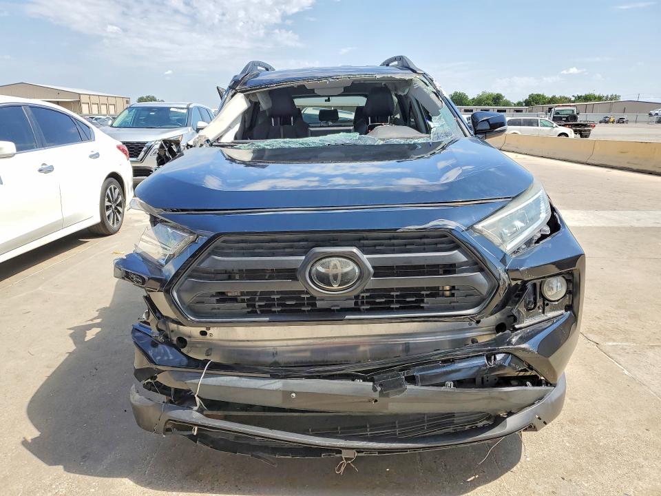 Photo 5 from auction – 2019 TOYOTA RAV4 with VIN 2T3J1RFV8KW042231