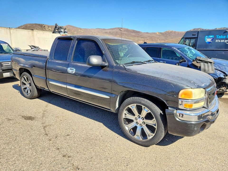 Photo 4 from auction – 2003 GMC NEW SIERRA with VIN 2GTEC19T331307008