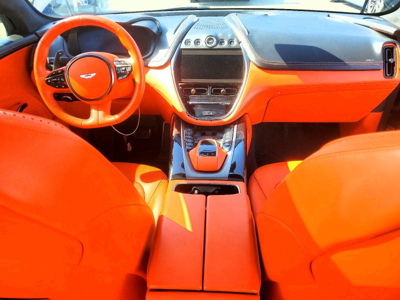 Zdjęcie 8 z aukcji – 2025 ASTON MARTIN DBX z VIN SCFVUJAW5MTV03841