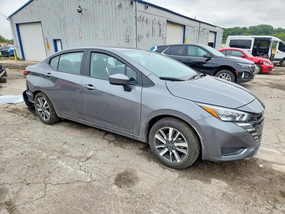 Photo 4 from auction – 2025 NISSAN VERSA with VIN 3N1CN8EV5SL838308
